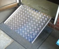 アルミ製段差スロープ G-050 対応段差高さ：約5～18cm 屋外用スロープ・渡し板