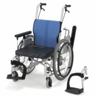 【非課税】足こぎ対応低床車椅子 キックルKICKLLE 駐車ブレーキ左操作用