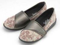 SaiSai フラワープリント W940 介護靴 3E 21.5～26cm 両足販売