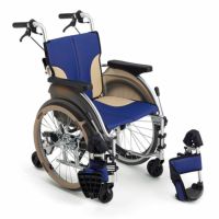 【非課税】室内用スレンダー自走用車椅子 スキット500 SKT-500