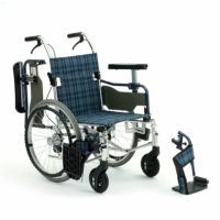 【非課税】介助型車椅子 ウィングアップ WCD2N 肘掛高さ変更可